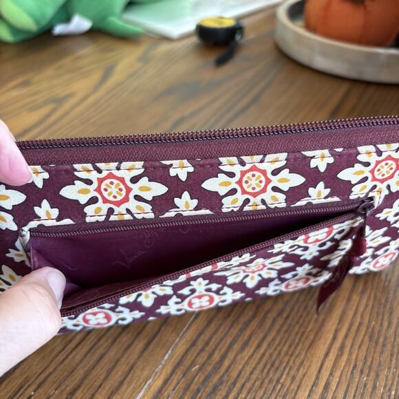 Vera Bradley Wallet Burgundy Zip Coin Purse Pouch Bag Bifold - Picture 5 of 8